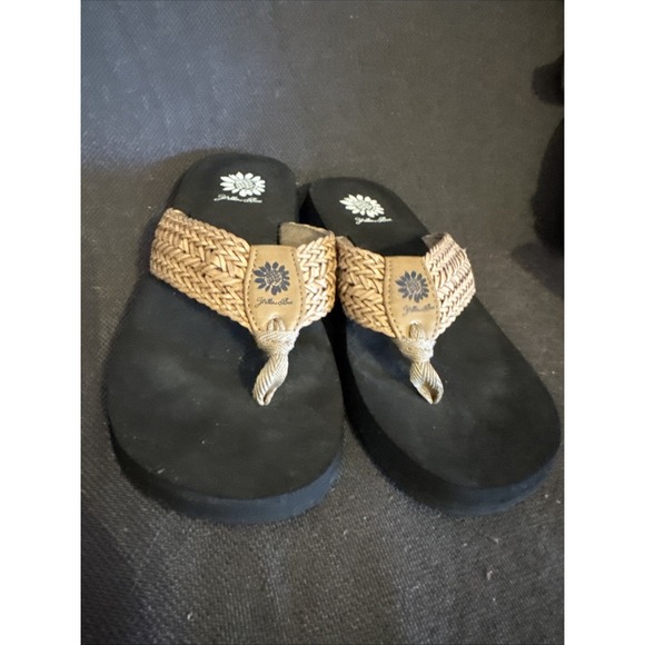 womens yellow box flip flops size 8 - Picture 3 of 8